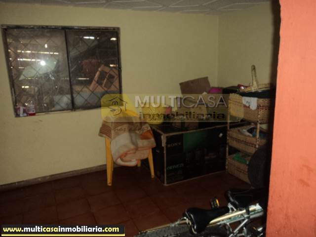 Casa con Terreno en Venta a Crédito con Línea de Fábrica sector Don Bosco Cuenca-Ecuador
