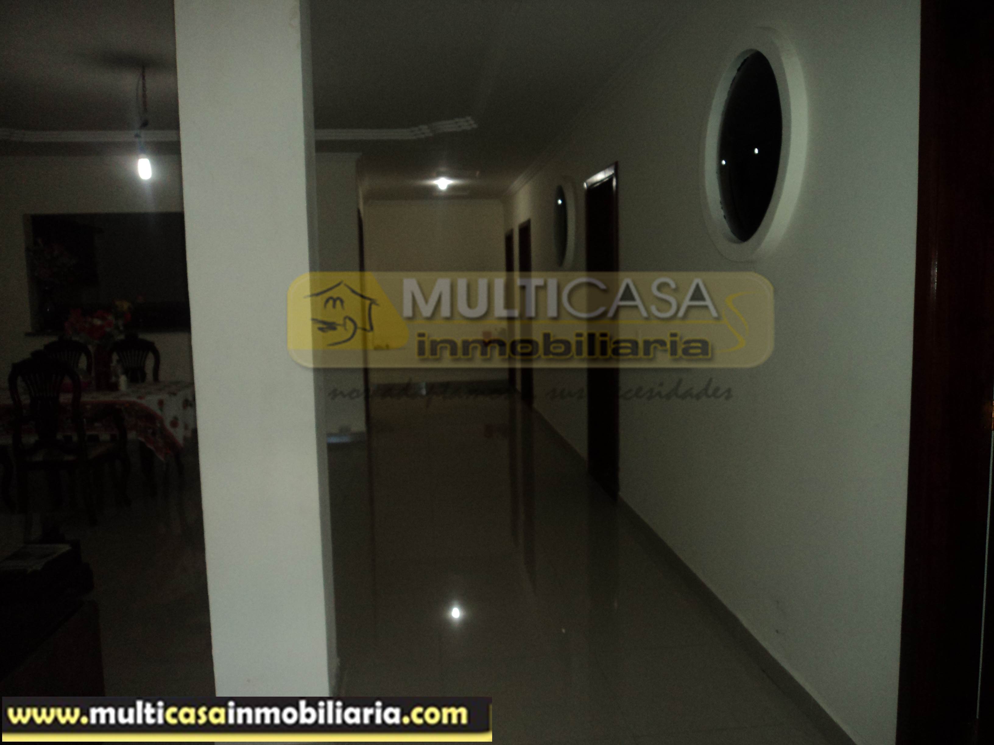 Venta de Hermosa Casa Rentera por estrenar a crédito sector Feria Libre Cuenca-Ecuador