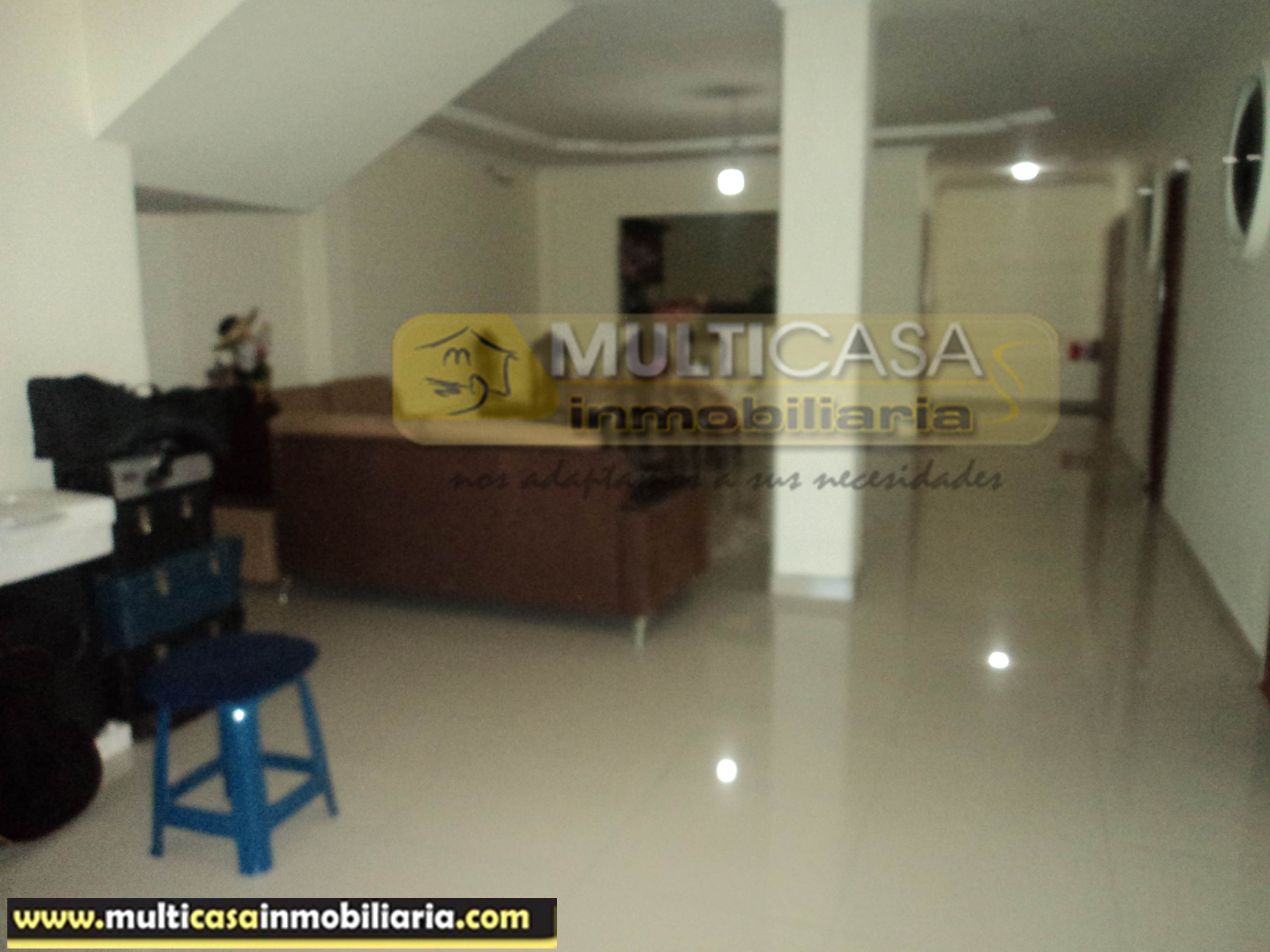 Venta de Hermosa Casa Rentera por estrenar a crédito sector Feria Libre Cuenca-Ecuador