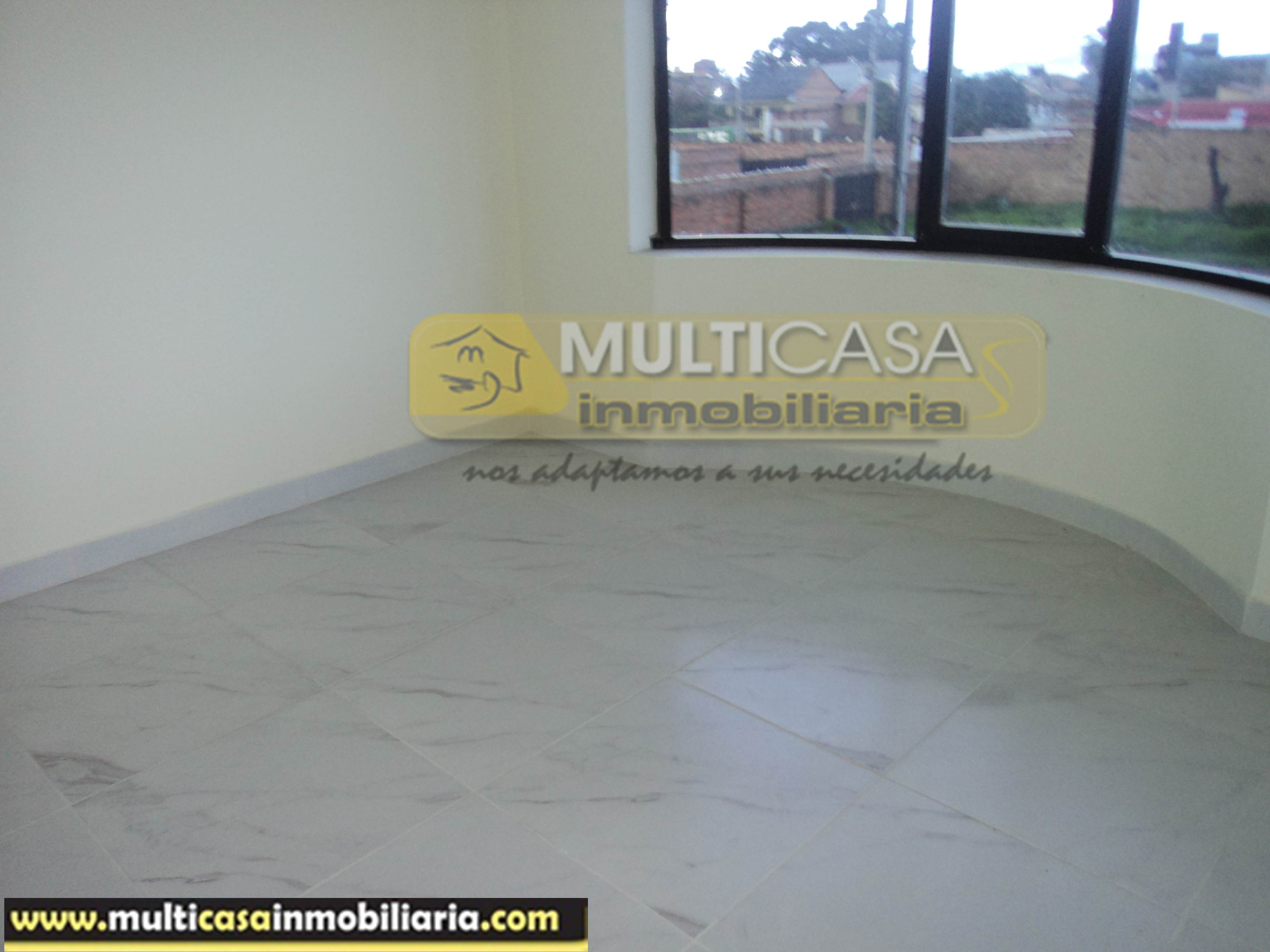 Venta de Hermosa Casa Rentera por estrenar a crédito sector Feria Libre Cuenca-Ecuador