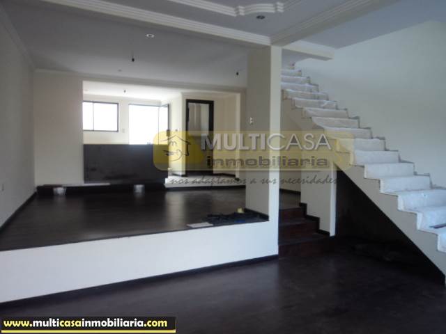 Villa por estrenar en Venta a Crédito sector Oro Verde Cuenca-Ecuador