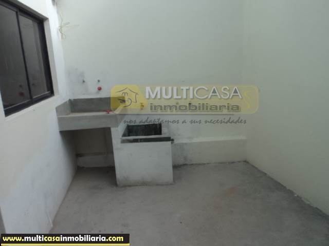 Villa por estrenar en Venta a Crédito sector Oro Verde Cuenca-Ecuador