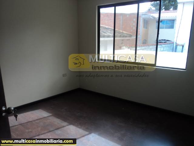 Villa por estrenar en Venta a Crédito sector Oro Verde Cuenca-Ecuador