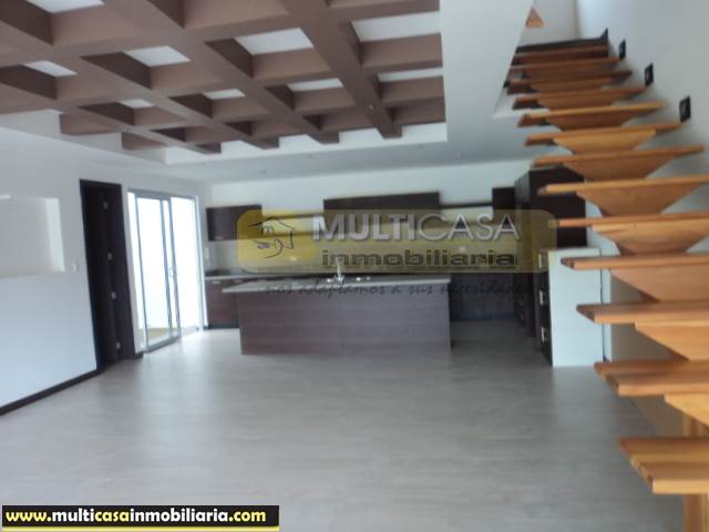 Casa en Venta a Crédito en condominio Sector Challuabamba Cuenca-Ecuador