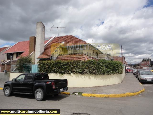 Casa en Venta a crédito sector Remigio Crespo Cuenca-Ecuador