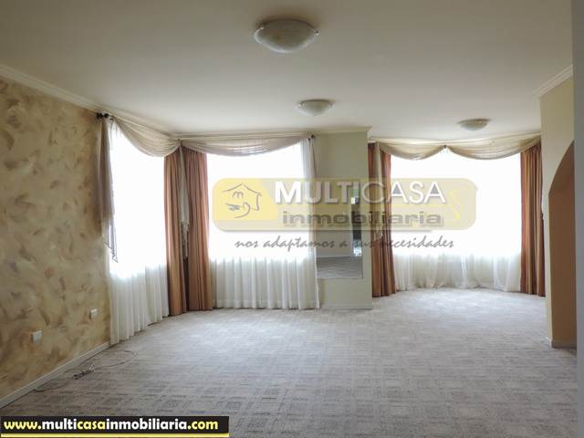 Arriendo Villa de Lujo Sector San Joaquín Cuenca-Ecuador