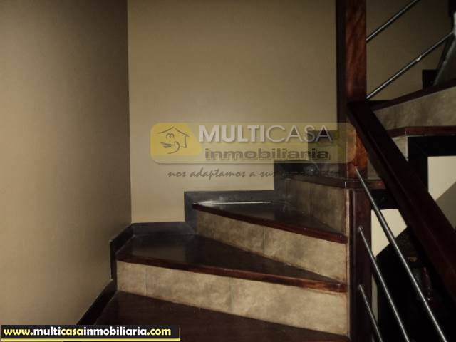 Venta de Hermosa Casa a crédito sector Colegio Borja Cuenca-Ecuador