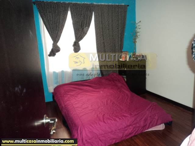 Venta de Hermosa Casa a crédito sector Colegio Borja Cuenca-Ecuador