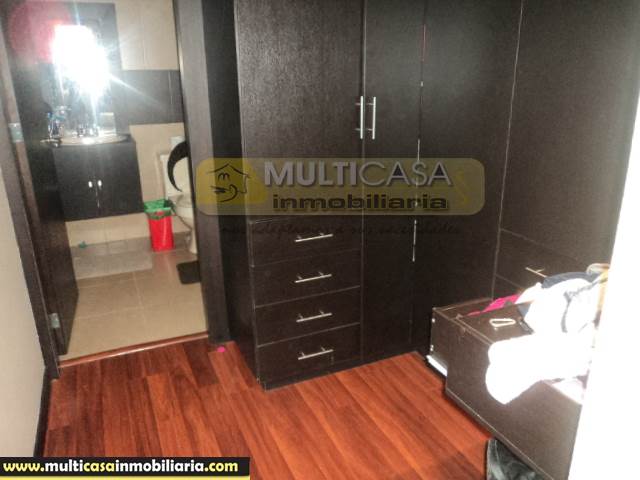 Venta de Hermosa Casa a crédito sector Colegio Borja Cuenca-Ecuador