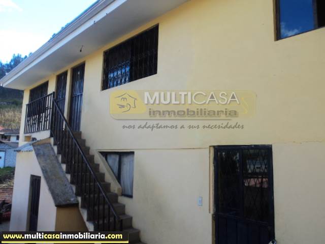 Casa Comercial en Venta a Crédito Sector Narancay Bajo Cuenca-Ecuador