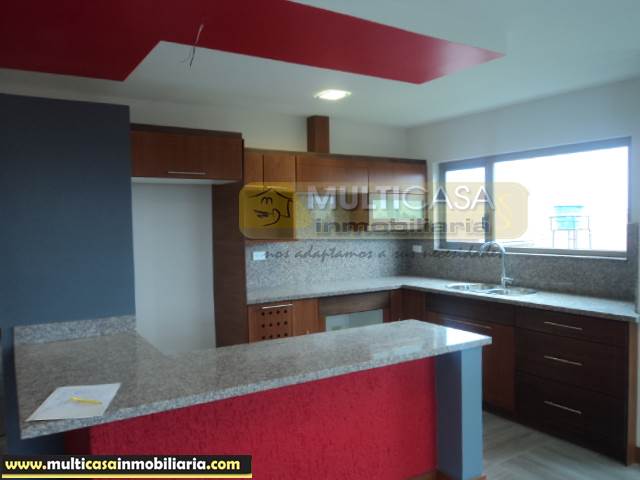 Departamentos en Venta a Crédito Sector Colegio Santa Ana Cuenca-Ecuador