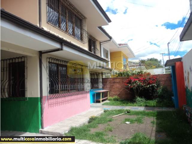 Venta de Hermosa Casa a crédito sector Av. Solano Cuenca-Ecuador