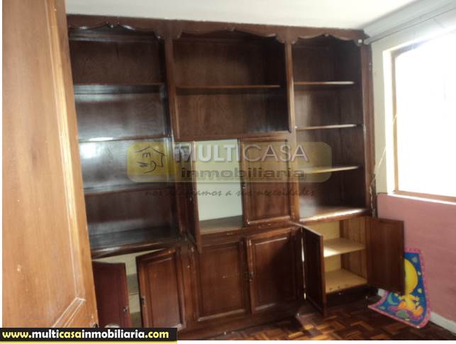 Venta de Hermosa Casa a crédito sector Av. Solano Cuenca-Ecuador