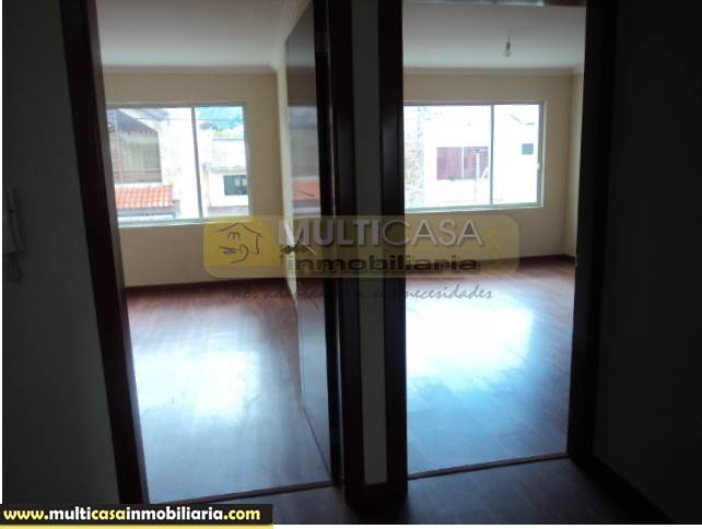 Venta de Hermosa Casa a crédito por estrenar sector Misicata Cuenca-Ecuador