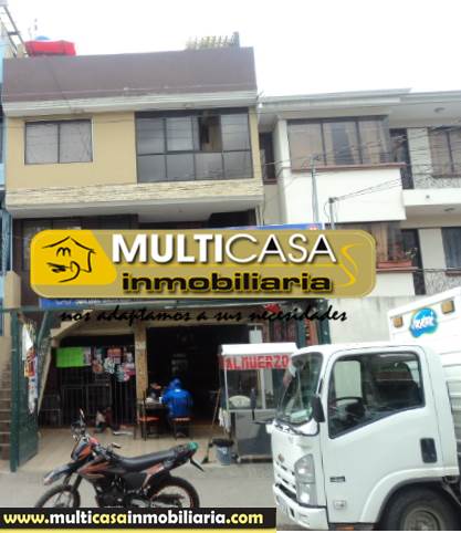 Venta de Hermosa Casa a crédito con dos Locales Comerciales sector Empresa Eléctrica Cuenca-Ecuador