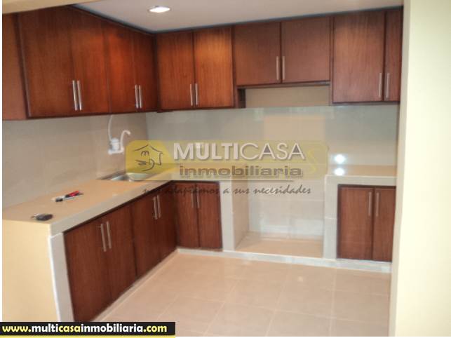 Venta de Hermosa Casa a crédito sector Totoracocha Cuenca-Ecuador