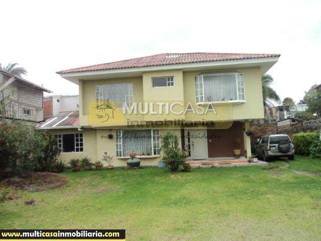 Casas en Venta a Crédito Sector Parque de las Candelas  Cuenca-Ecuador