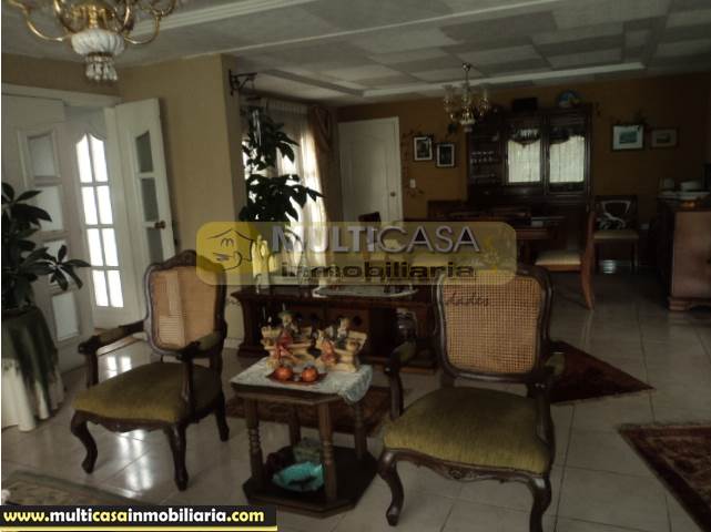 Casas en Venta a Crédito Sector Parque de las Candelas  Cuenca-Ecuador