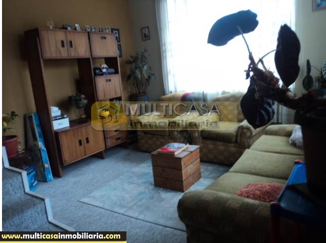 Casas en Venta a Crédito Sector Parque de las Candelas  Cuenca-Ecuador