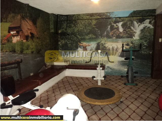 Arriendo de Hermoso Local sector Supermaxi las Americas Cuenca - Ecuador
