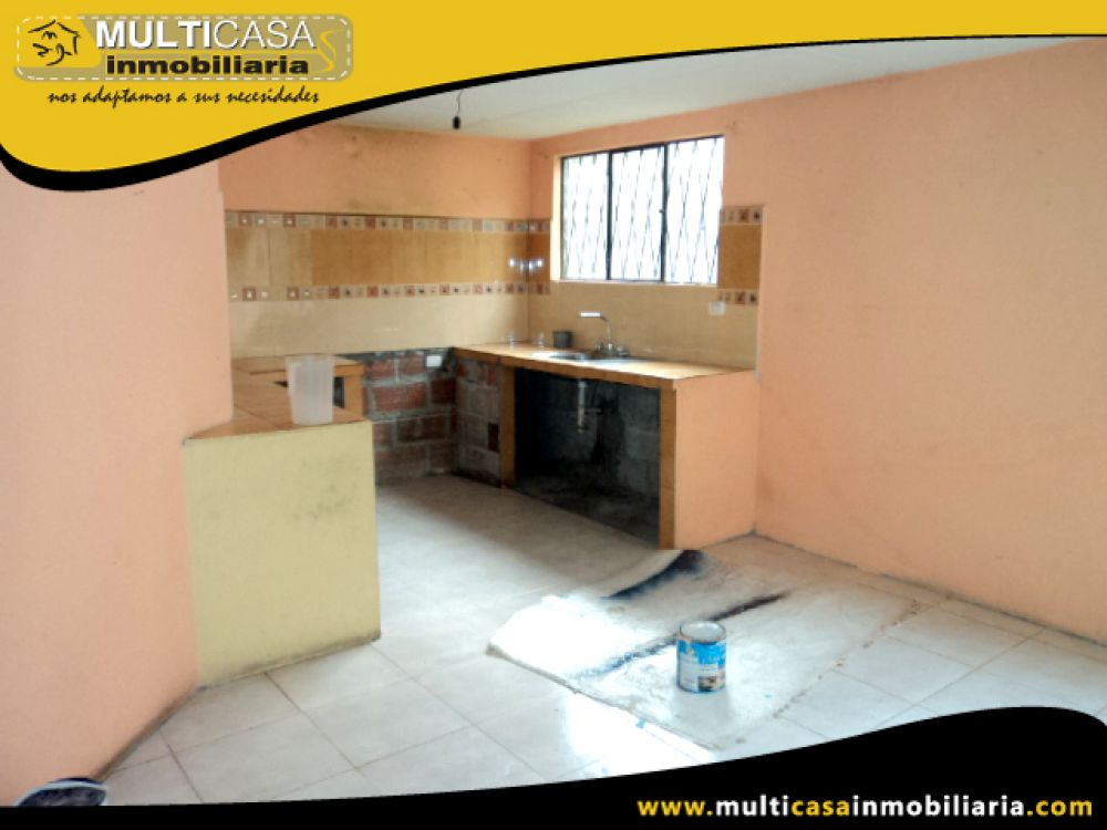 Venta a Crédito de Hermosa casa con tres Departamentos sector  El Valle  Cuenca-Ecuador