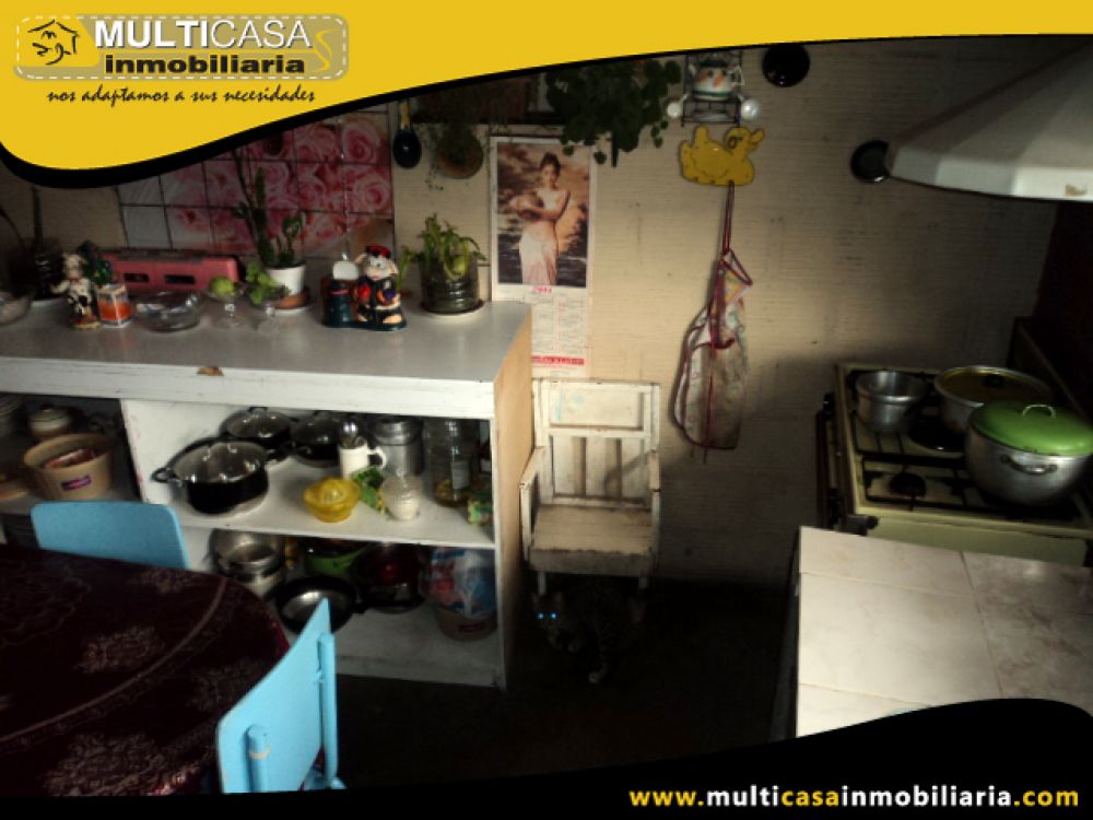 Venta a Crédito de Hermosa casa con tres Departamentos sector  El Valle  Cuenca-Ecuador