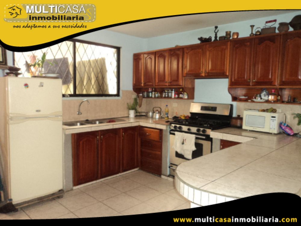 Venta de Hermosa Casa Rentera a crédito sector Control Sur Cuenca-Ecuador