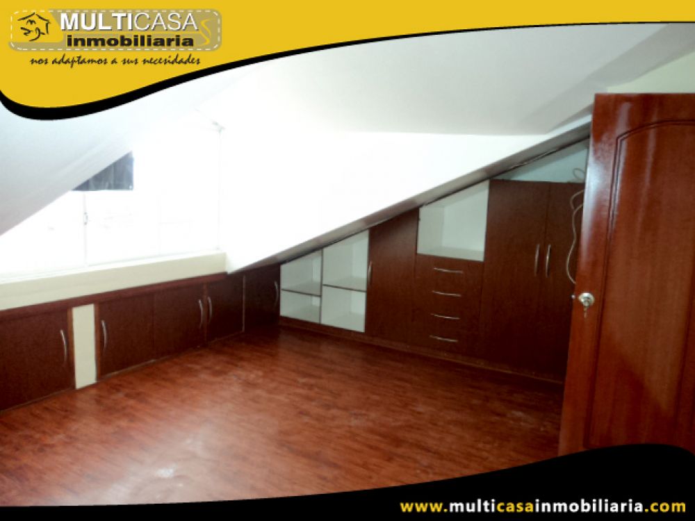 Venta de Hermosa Casa con excelentes acabados a crédito sector El Cebollar Cuenca-Ecuador