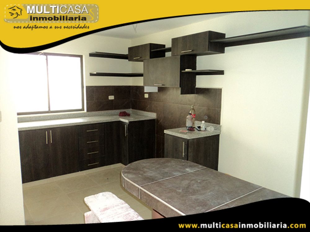 Villa en Venta a Crédito en Ciudadela Privada Sector Panamericana Norte Cuenca-Ecuador