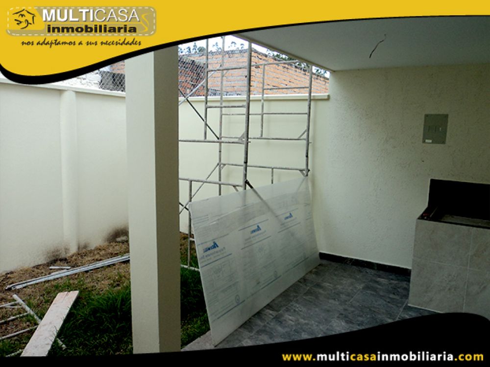 Villa en Venta a Crédito en Ciudadela Privada Sector Panamericana Norte Cuenca-Ecuador