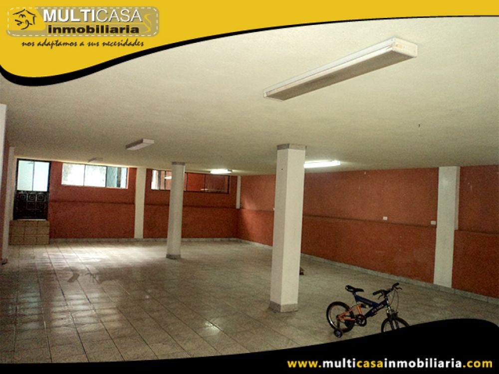 Venta a crédito de Hermosa Casa Rentera de tres departamentos, local comercial Sector  Primero de Mayo Cuenca-Ecuador