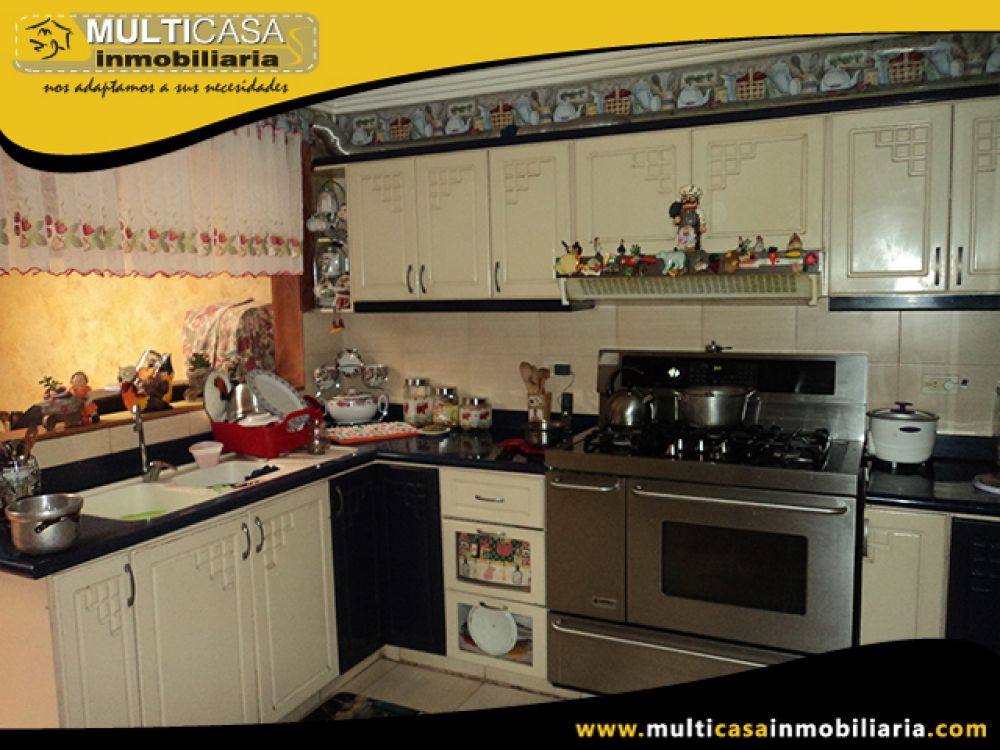 Casa en Venta a Crédito con espacio verde Sector Eucaliptos Cuenca-Ecuador