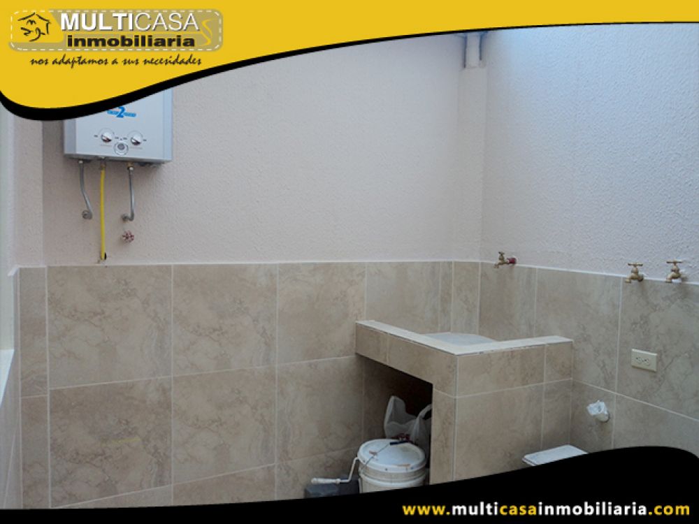 Venta a crédito de Hermosa Casa por Estrenar, Garaje dos Vehículos, Espacio Verde Sector El Tejar Cuenca-Ecuador