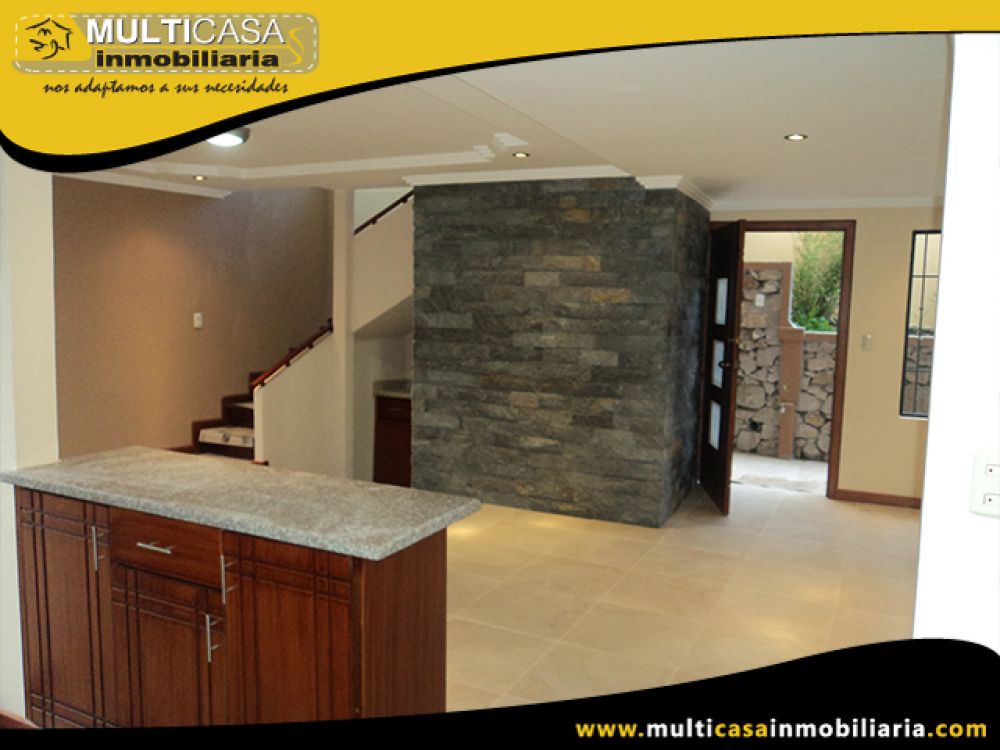 Venta a crédito de Hermosa Casa por Estrenar, Garaje dos Vehículos, Espacio Verde Sector El Tejar Cuenca-Ecuador