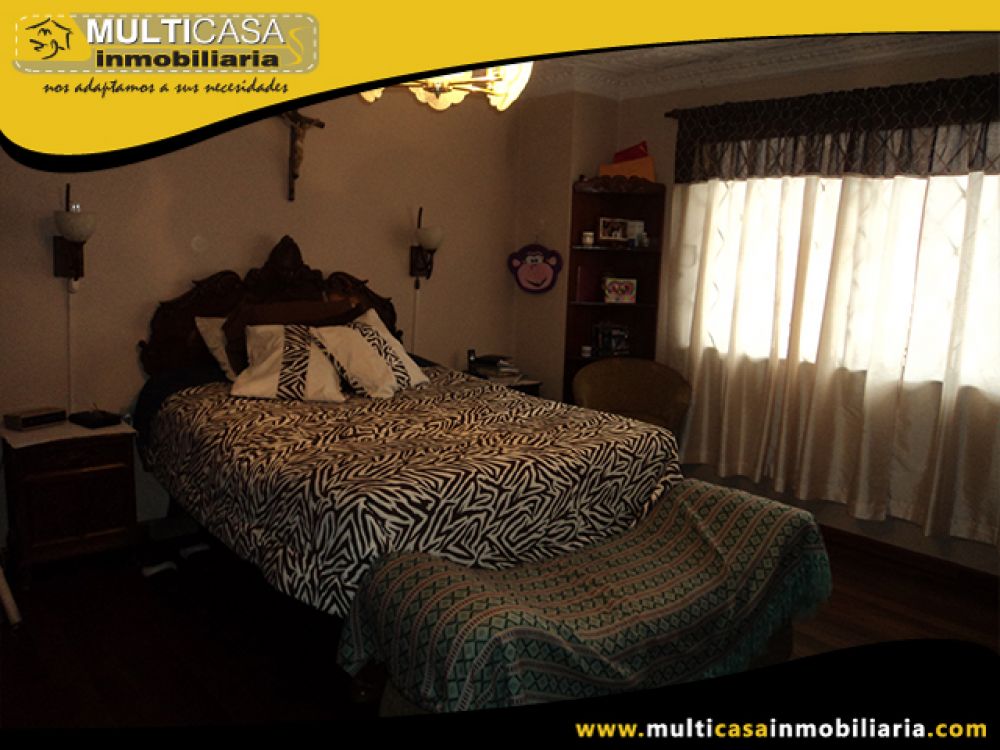 Casa en Venta a Crédito con galpón Sector Coliseo Mayor Cuenca- Ecuador