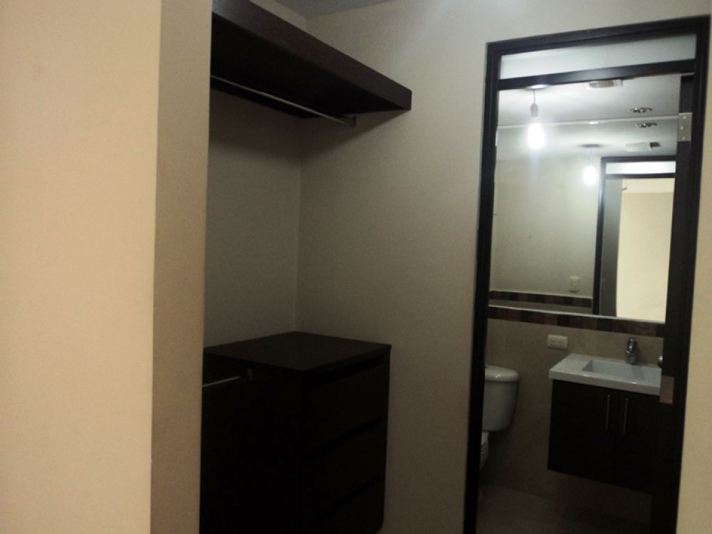 Departamento en Venta a Crédito excelente vista sector Control Sur Cuenca - Ecuador