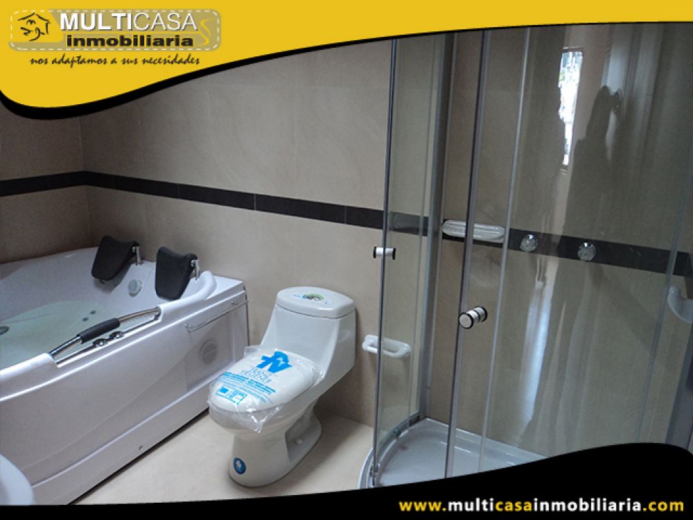 Venta a crédito de Hermosa Casa con dos departamentos por estrenar sector Uncovía Cuenca - Ecuador