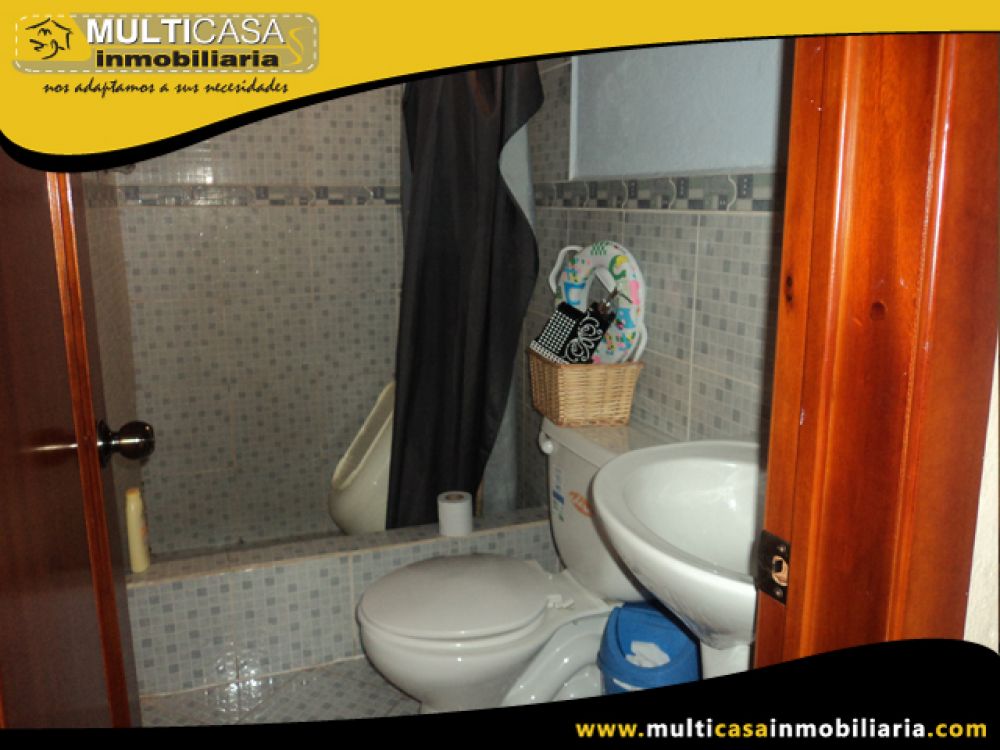 Venta a Crédito Hermosa casa Comercial cómoda y acogedora ubicada en buen Sector de Totoracocha Cuenca-Ecuador