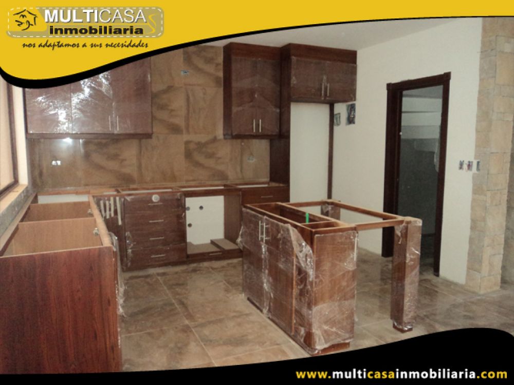 Casa en Venta a Crédito por estrenar Sector Don Bosco Cuenca-Ecuador