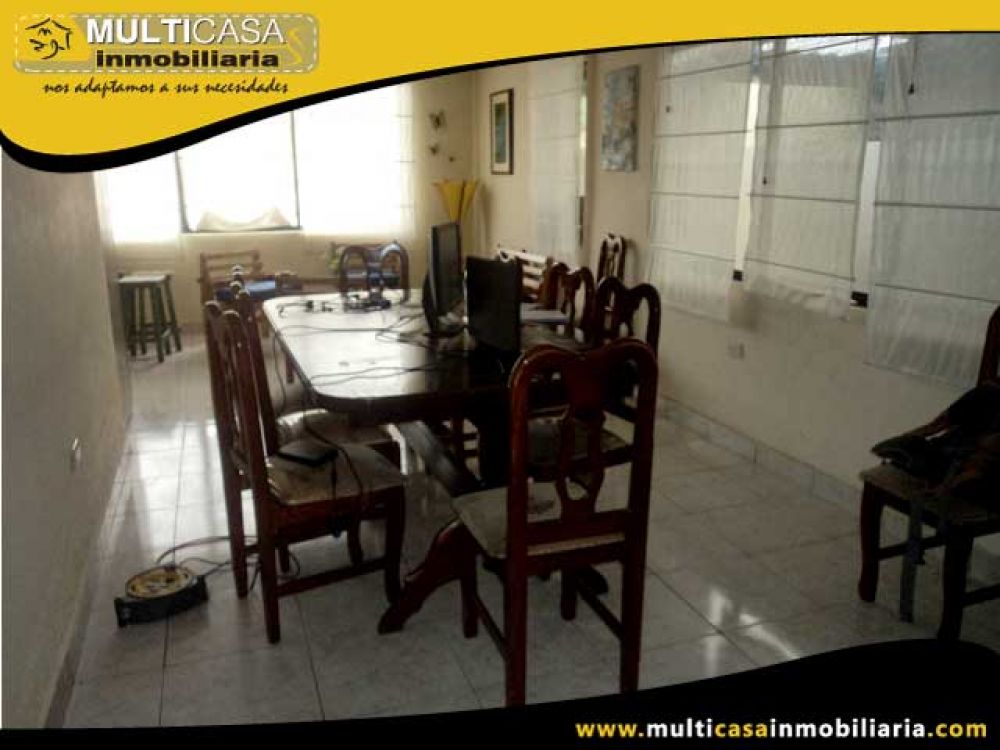 Casa comercial en Venta a Crédito Sector Remigio Crespo Cuenca-Ecuador
