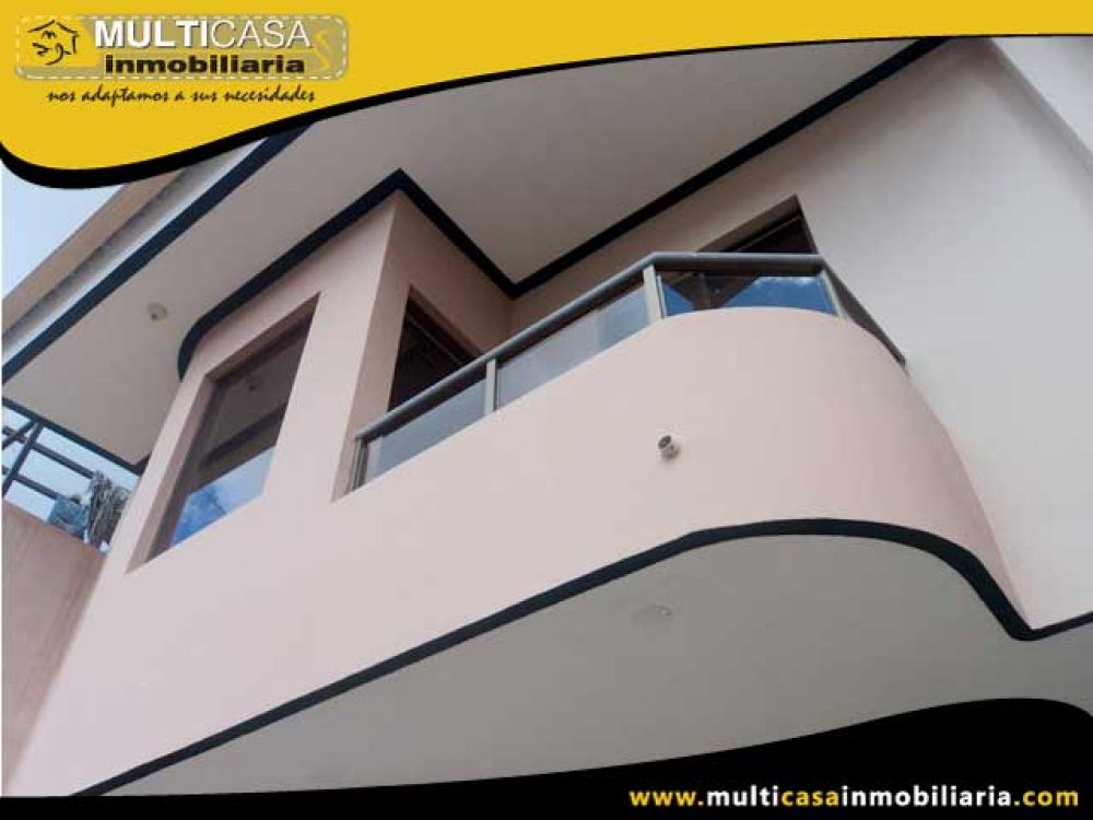 Venta a Crédito Hermosa casa Comercial de tres plantas amplias y cómodas Sector Colegio Borja Cuenca-Ecuador