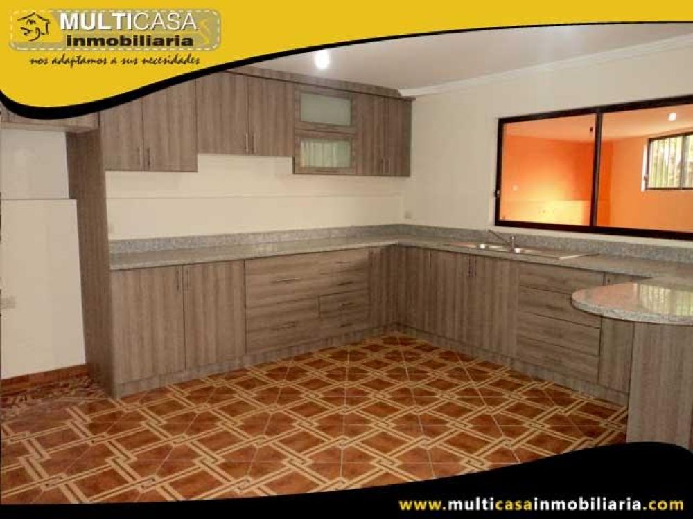 Villa en Venta a Crédito por estrenar Sector Vía LLacao Cuenca-Ecuador