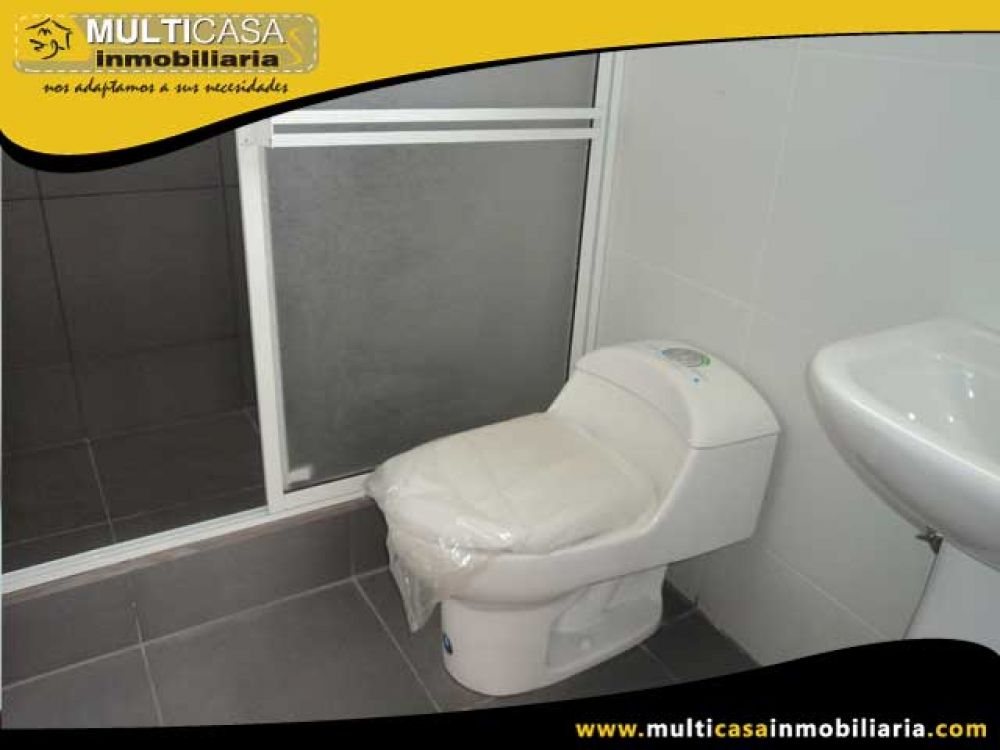 Casa en Venta a Crédito en Urbanización Sector Control Sur Cuenca-Ecuador