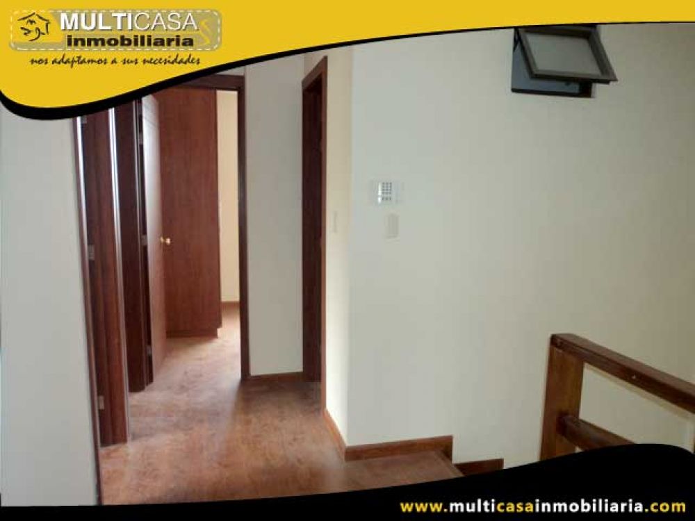 Casa en Venta a Crédito en Urbanización Sector Control Sur Cuenca-Ecuador