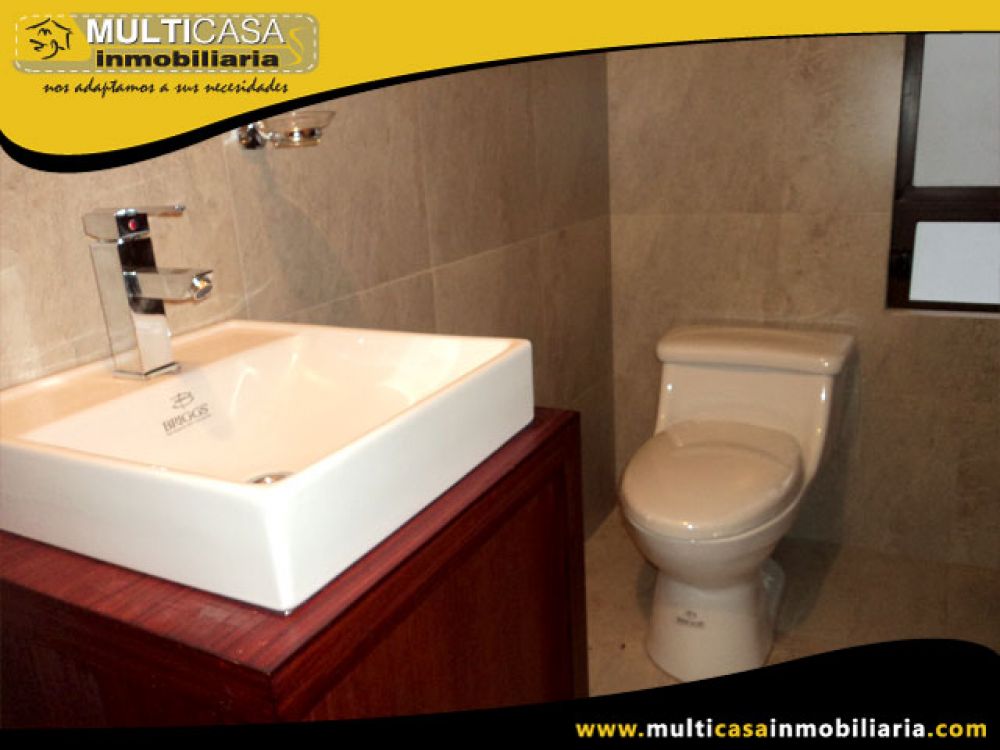 Casa en Venta a Crédito en Urbanización Privada Sector Racar Cuenca-Ecuador