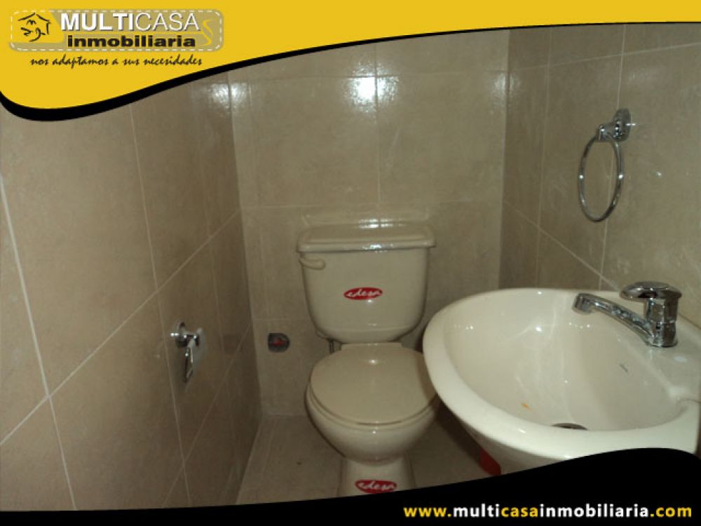 Venta a crédito Hermosa casa por estrenar, espacio verde y garaje. Sector Racar Cuenca-Ecuador