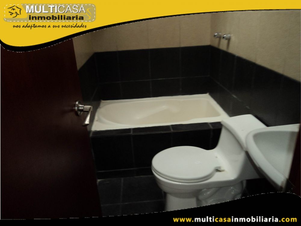 Arriendo Hermosa Casa en Condominio Privado Sector Ricaurte Cuenca-Ecuador