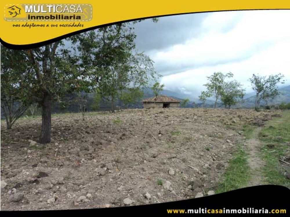 Terreno en Venta a Crédito  Sector San Juan Gualaceo-Ecuador