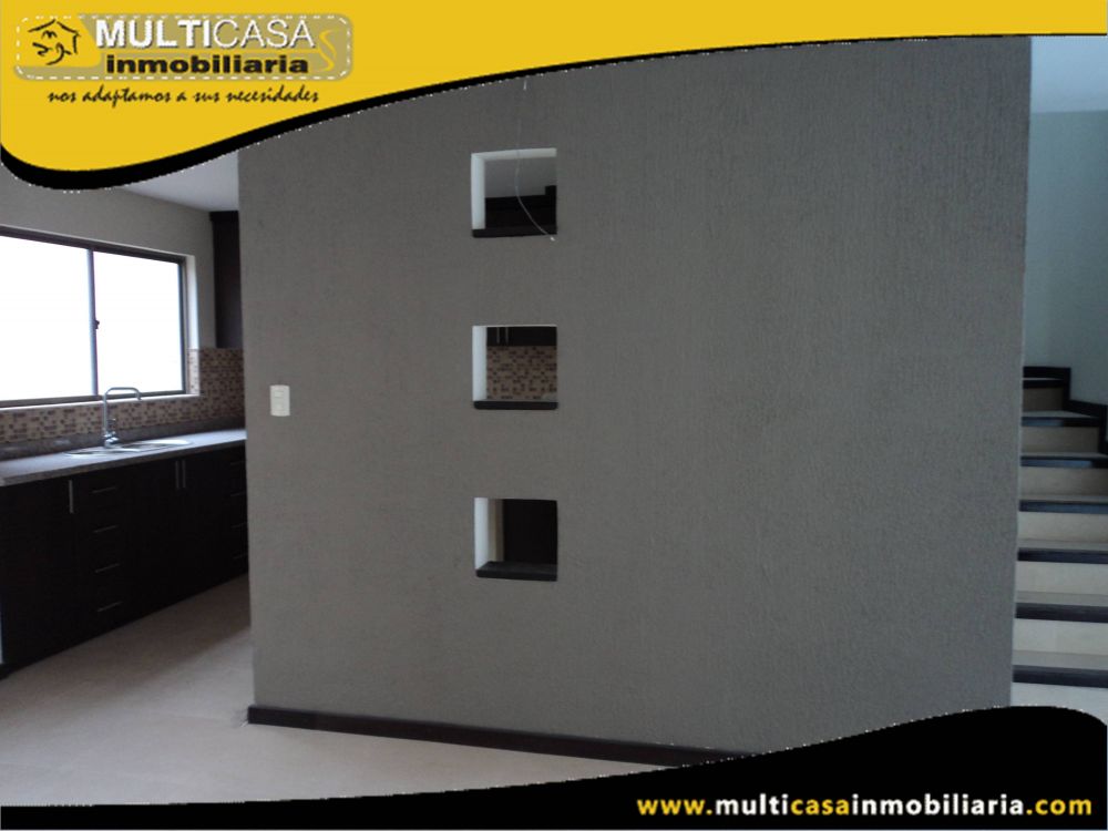 Arriendo Casa acogedora de dos pisos Sector Colegio Borja Cuenca-Ecuador