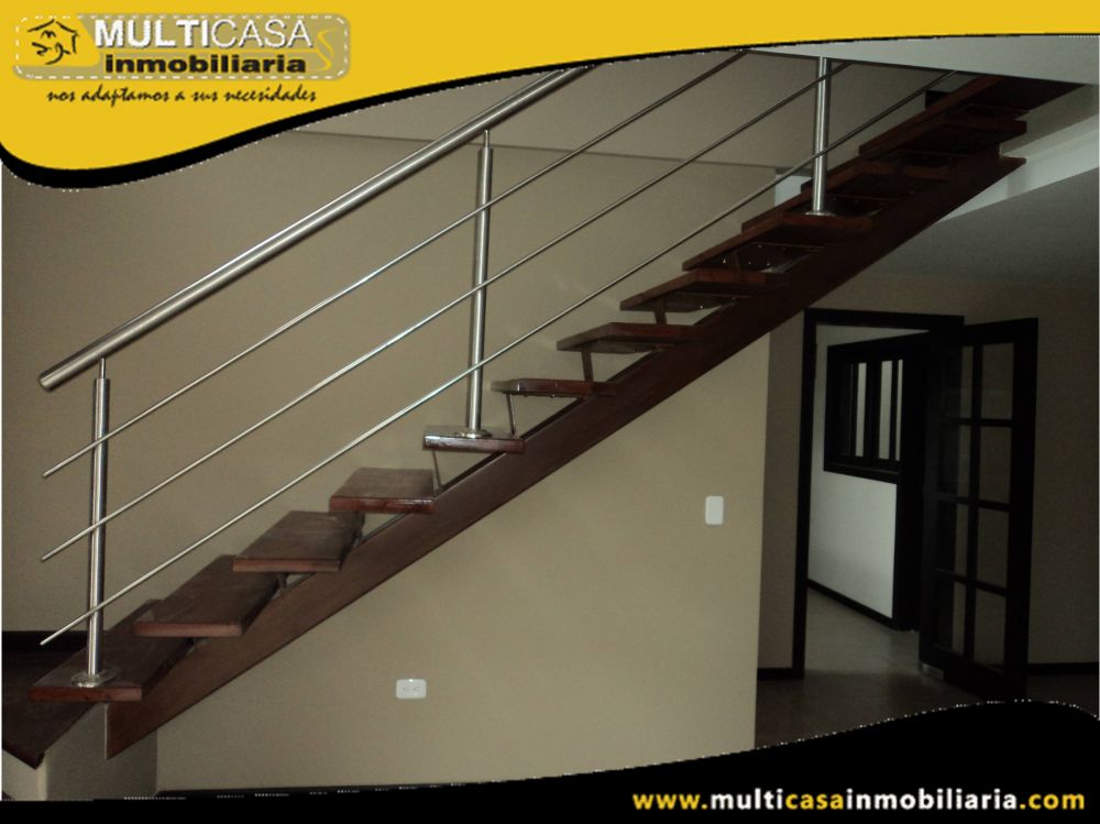 Venta de Hermosa Casa a crédito en Urbanización Privada con garaje para dos vehículos Sector Challuabamba Cuenca - Ecuador